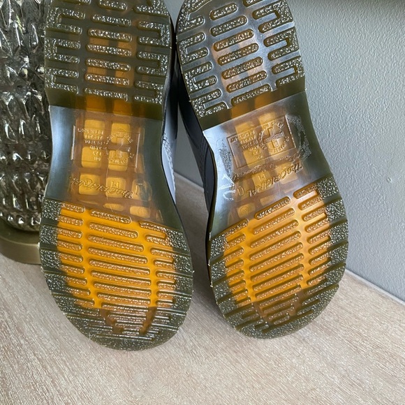 Dr. Martens lace up Patton leather gray boots. Size 6. NWOT​​ - Picture 7 of 9